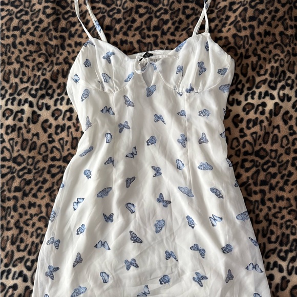 H&M Dresses & Skirts - White dress with Blue Butterfly Print